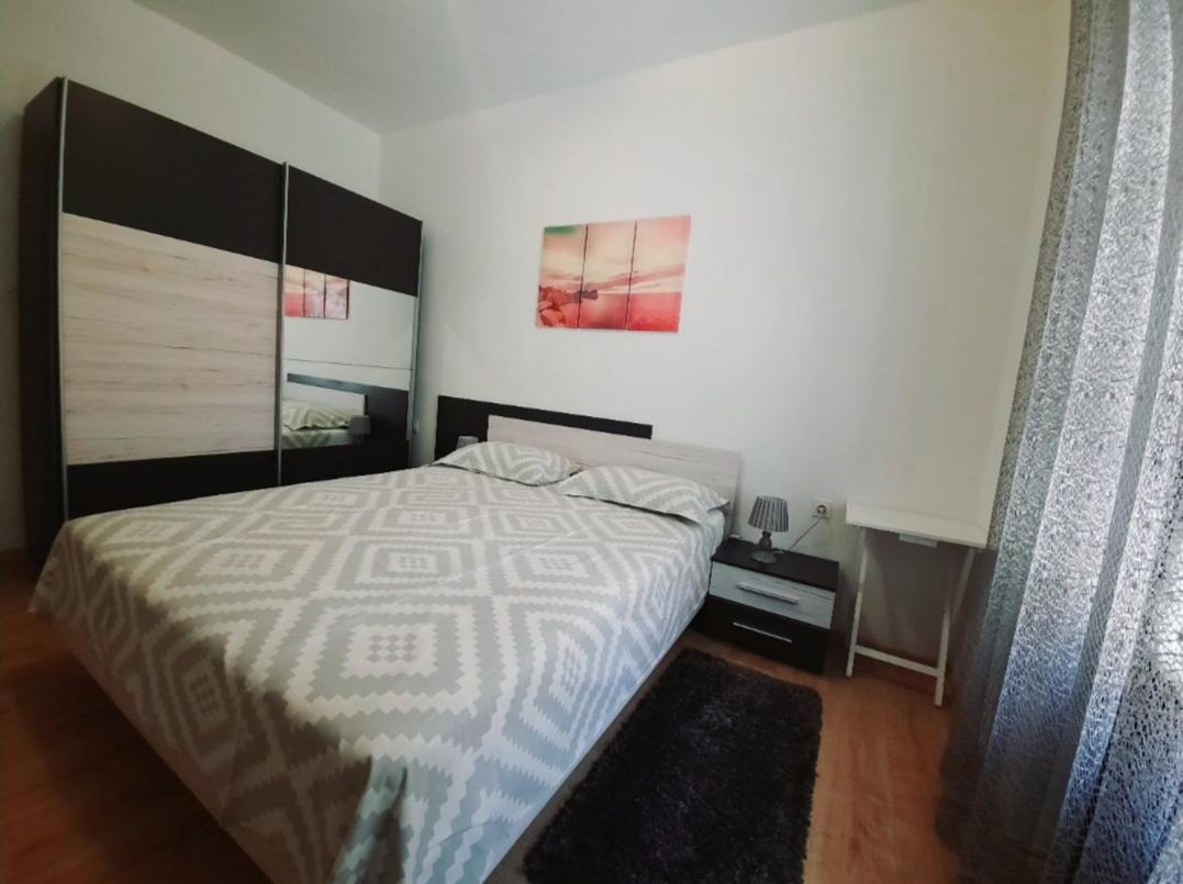 Apartment Nena Near The City Center With Free Parking بولا المظهر الخارجي الصورة